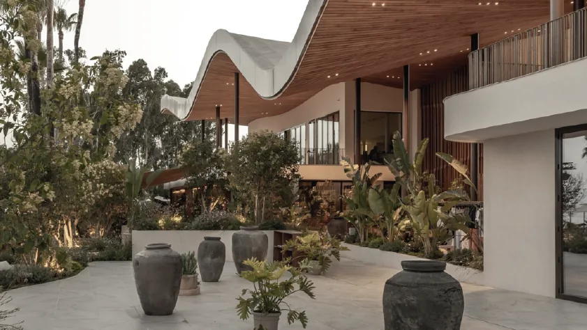 Laguna Costa Del Sol — vista principal, arquitetura e design de interiores por Vitta no Porto, Portugal