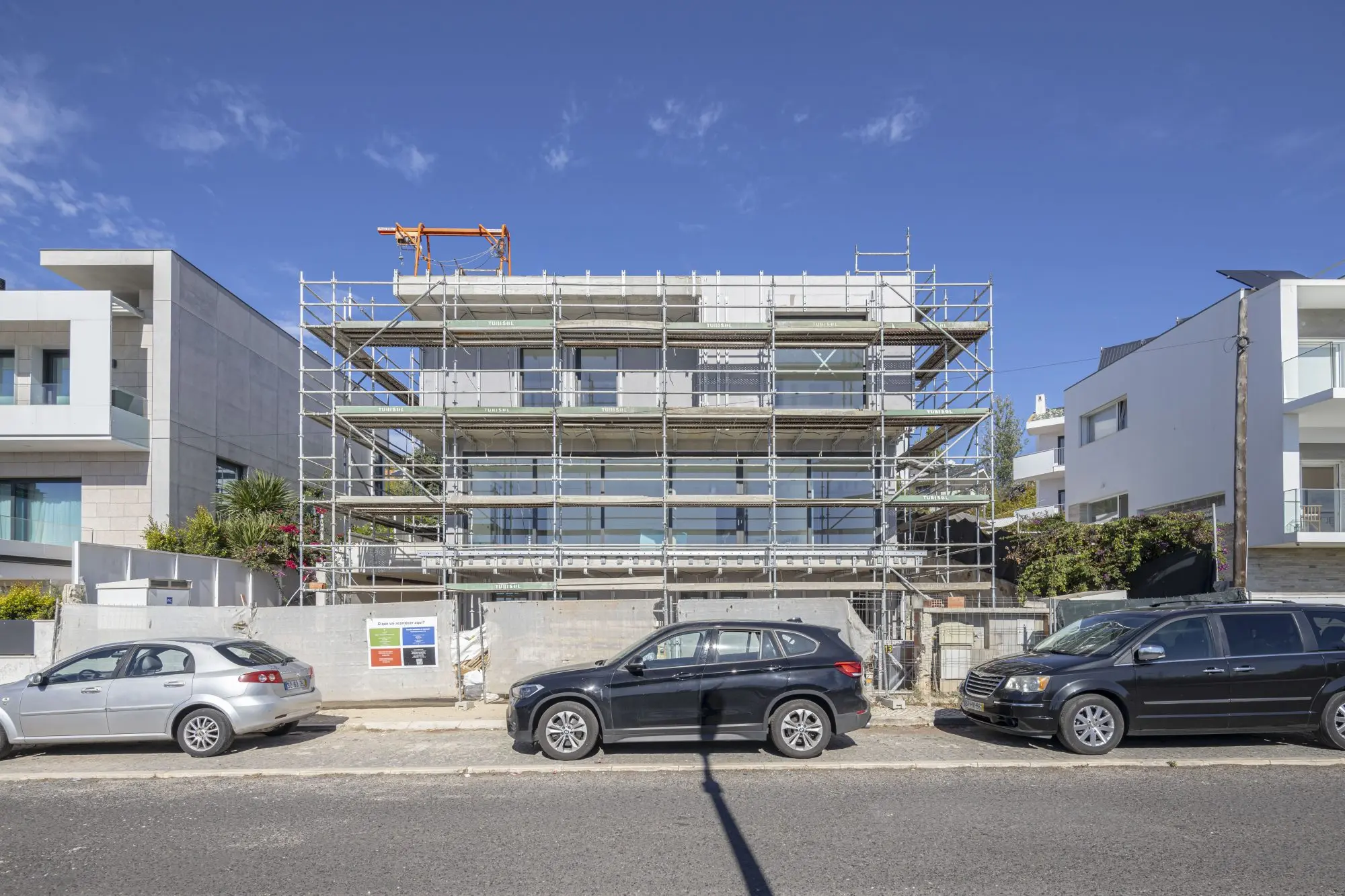 Casa em Belem — vista principal, design de interiores por Vitta no Porto, Portugal