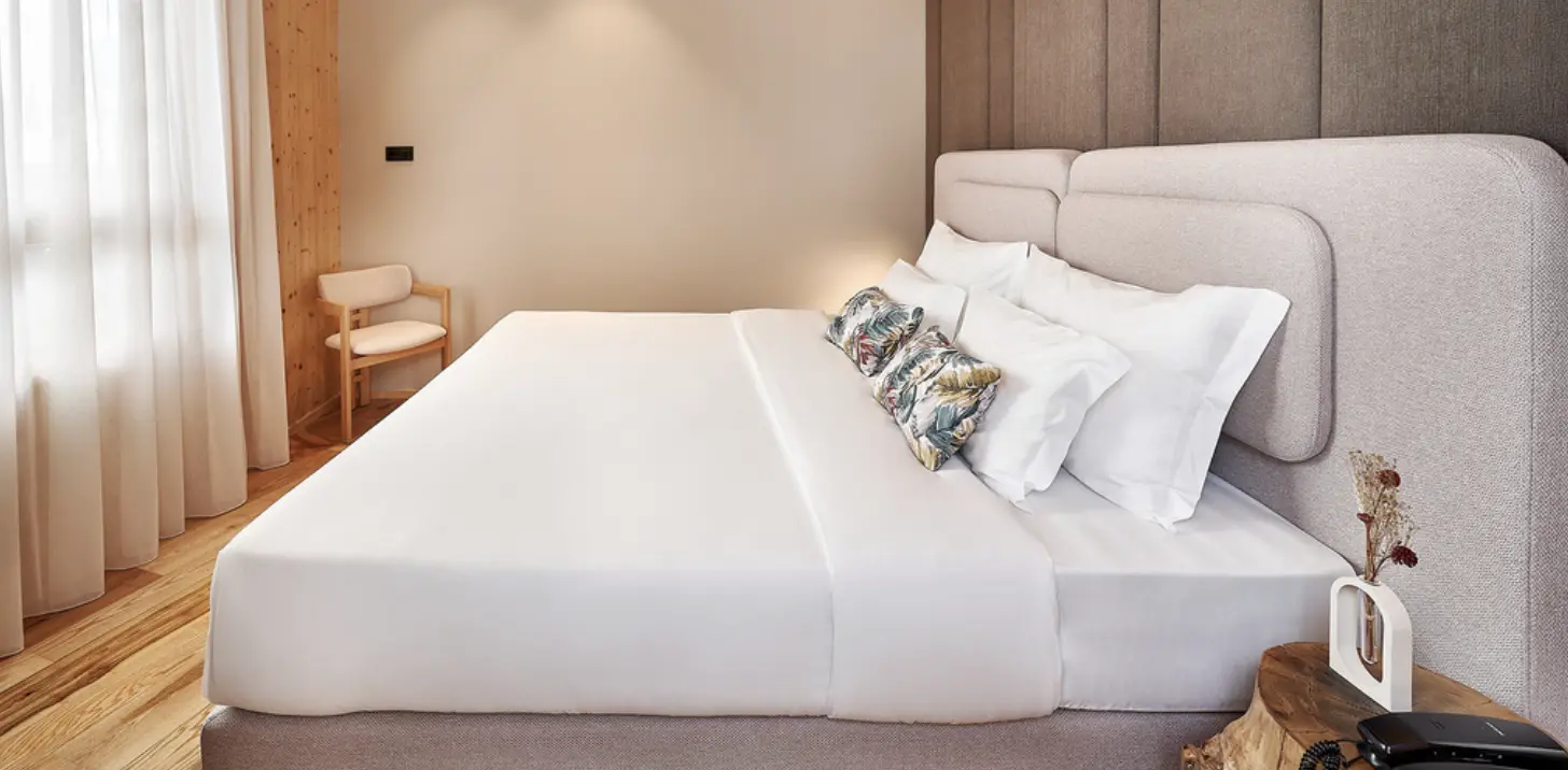 The Log Porto Hotel by Piamonte Hotels — fotografia de interior 25, design de interiores · Vitta